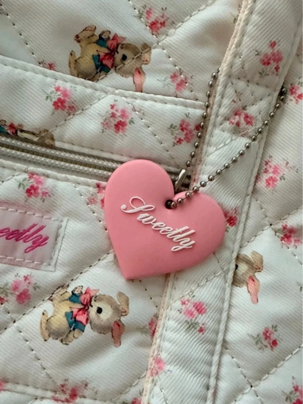 Sweetly Quilted Vintage Style Bunny & Floral Shoulder Bag w/ Heart Charm